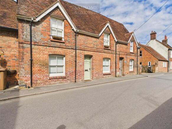 3 bed property, in Swan Street, £400,000