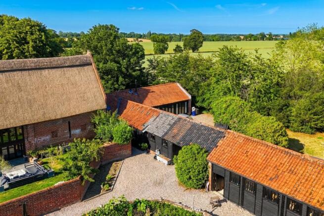 4 bed property, in Norwich Road, £500,000