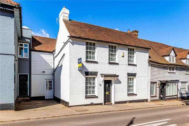 2 bed property, in High Street, £699,500