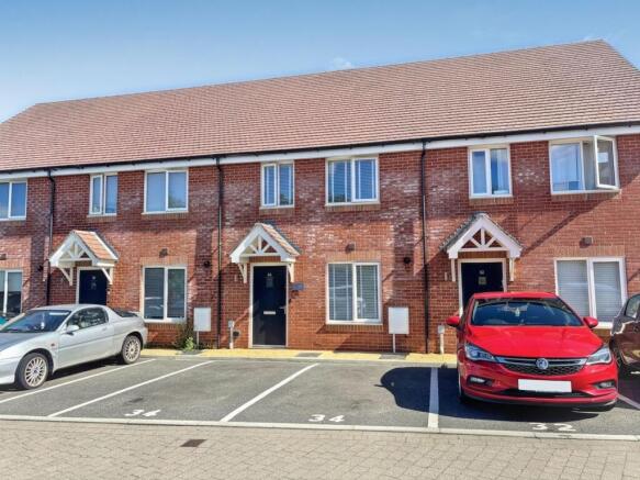 3 bed property, in De Montfort Drive, £325,000