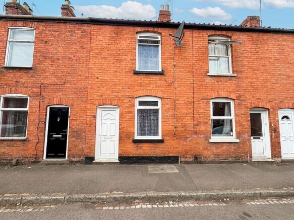 2 bed property, in Welham Street, £115,000