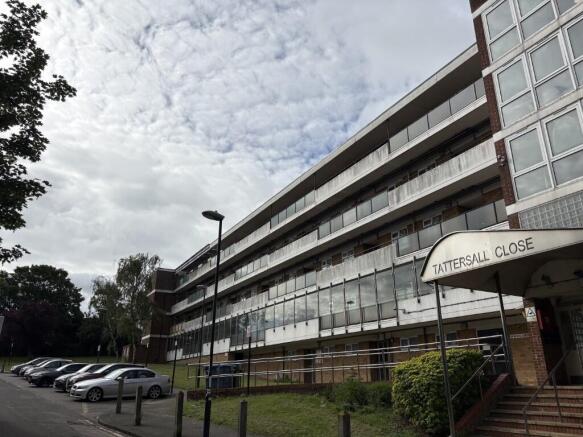 1 bed property, in Tattersall Close, £190,000
