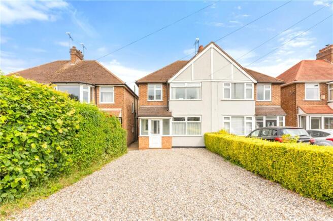 3 bed property, in Heathcote Road, £350,000