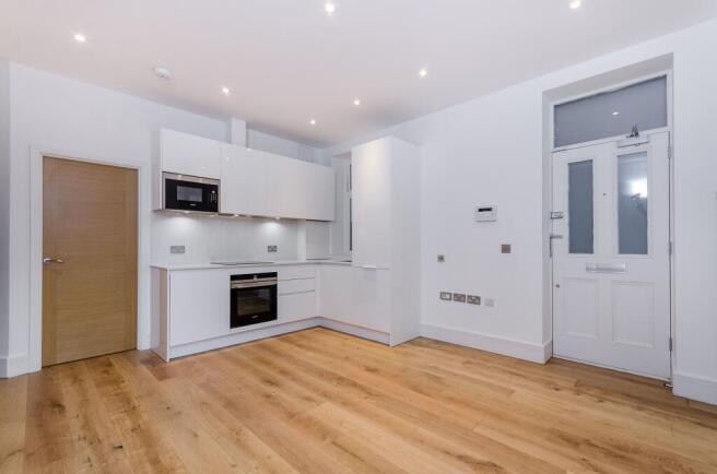 1 bed property, in Knatchbull Road, £270,000