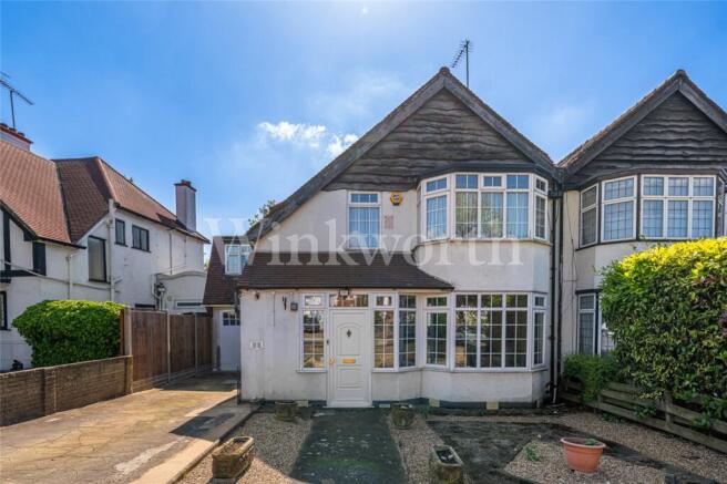 4 bed property, in The Vale, £1,295,950