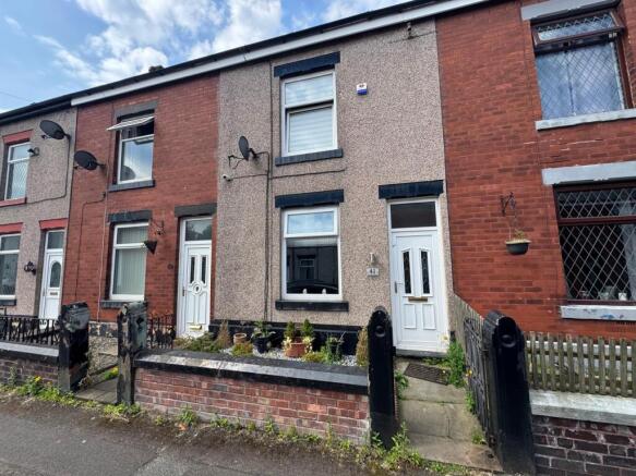 2 bed property, in Ulundi Street, £150,000