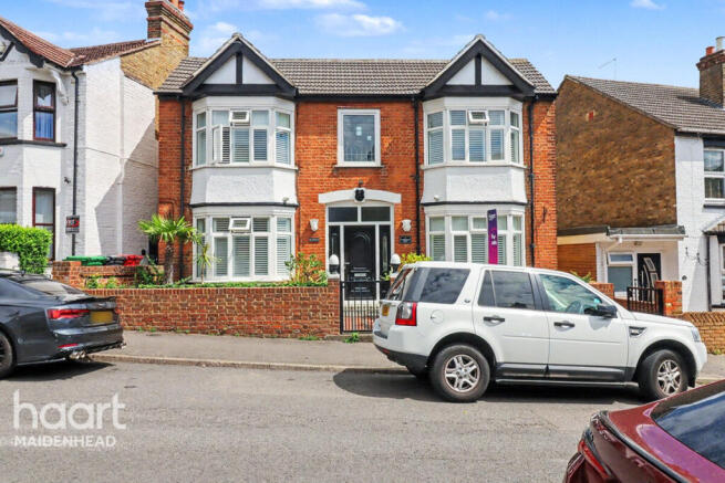 6 bed property, in King Edward Street, £575,000