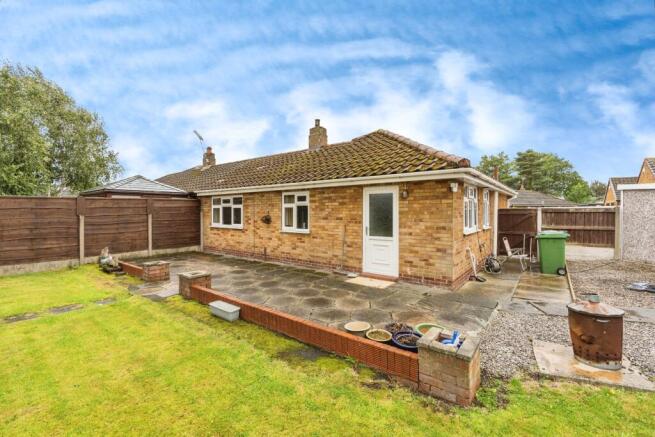 3 bed property, in Barnack Close, £325,000