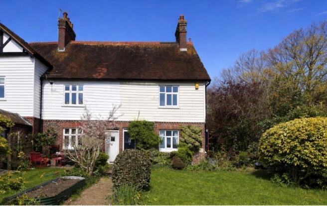 3 bed property, in Springett Cottages, £450,000