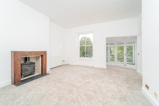 2 bed property, in Coolhurst Road, £700,000