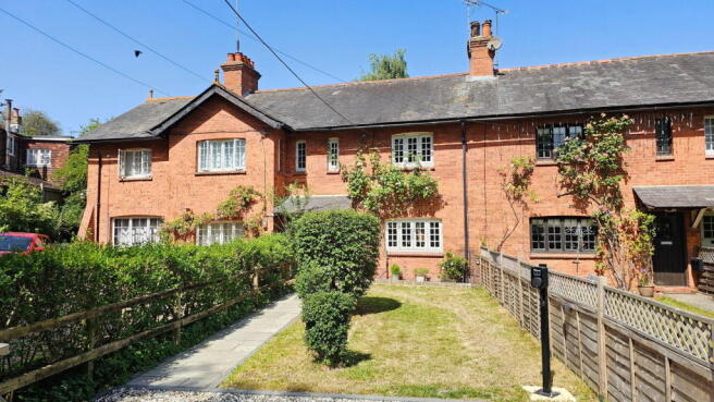 2 bed property, in Kiln Terrace, £375,000