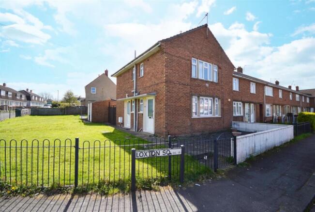 1 bed property, in Loxton Square, £160,000