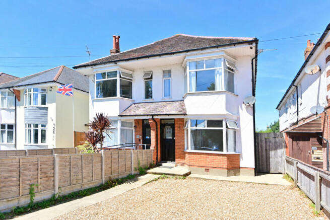 8 bed property, in Christchurch Road, £760,000