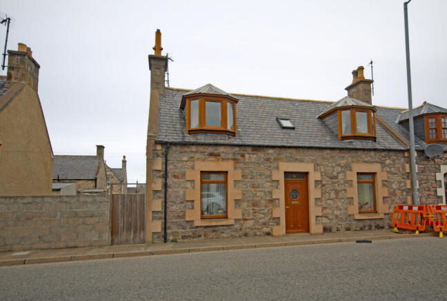 3 bed property, in 5 Reidhaven Street, £155,000