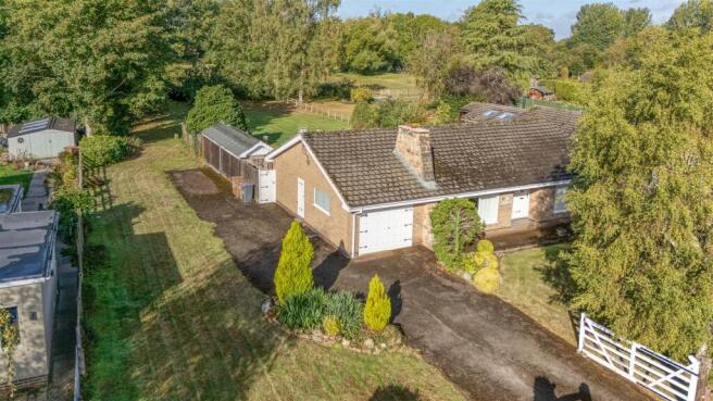 2 bed property, in Main Street, £625,000