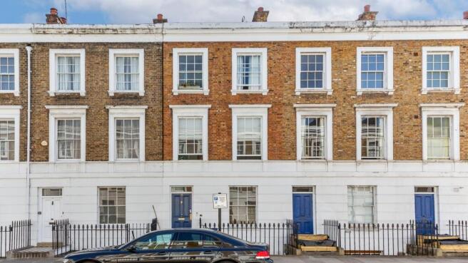 2 bed property, in Ponsonby Terrace, £500,000