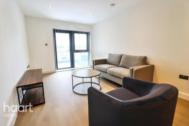 2 bed property, in York Road, £370,000