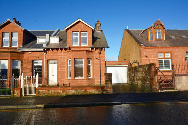 3 bed property, in 23 Hawkhill Avenue, £165,000