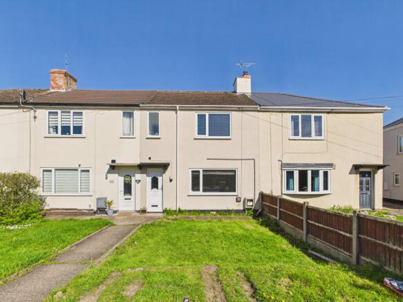 3 bed property, in Savile Road, £130,000