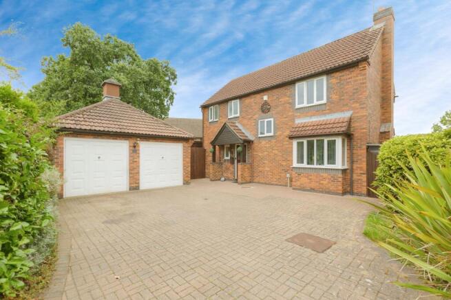 4 bed property, in Sorrel Road, £525,000