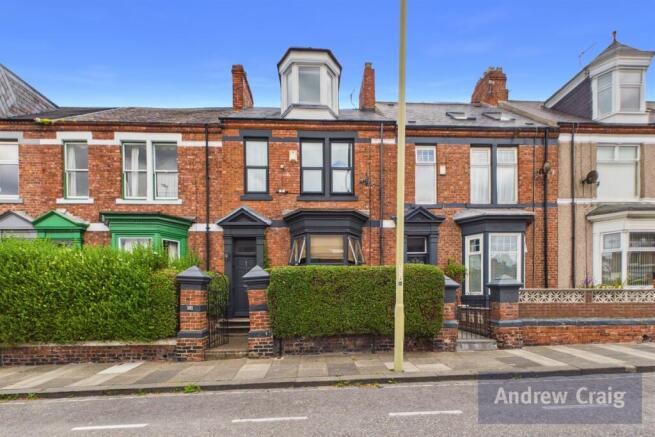 5 bed property, in Mortimer Road, £180,000