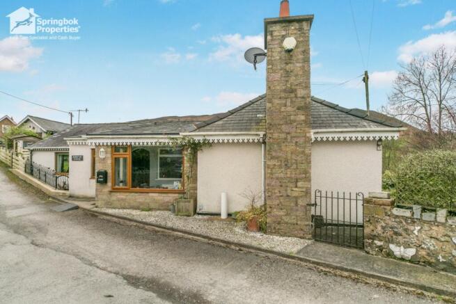 4 bed property, in Glyndyfrdwy, £360,000