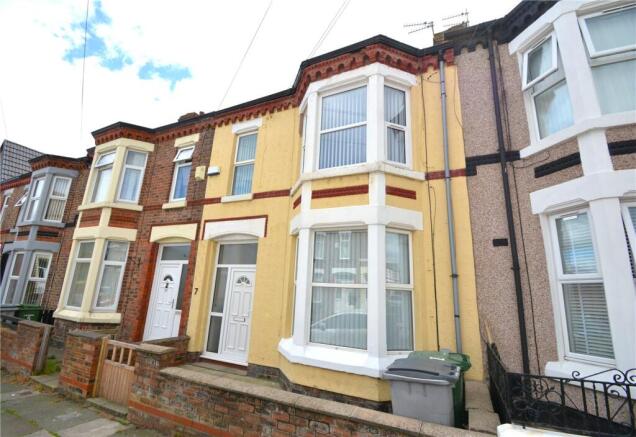 3 bed property, in Edith Road, £135,000