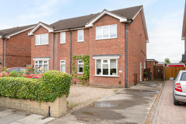 4 bed property, in Gale Lane, £395,000