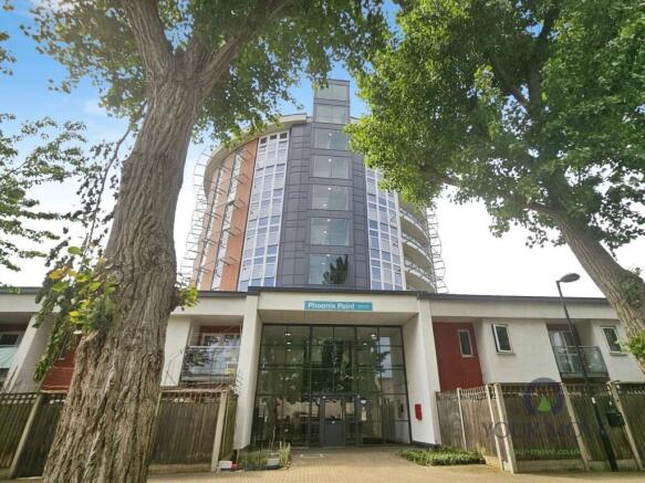 1 bed property, in Poplar Place, £210,000