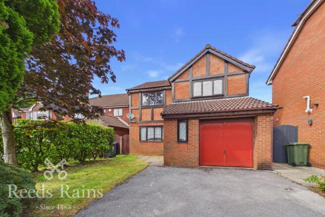 4 bed property, in Stamford Drive, £230,000