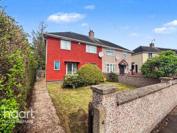3 bed property, in Whitegate Vale, £190,000