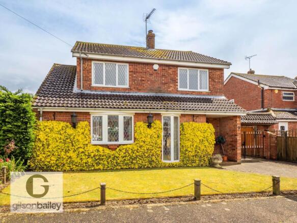 3 bed property, in Nursery Close, £350,000