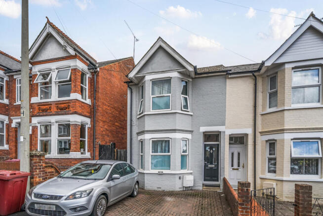 5 bed property, in Lorne Street, £450,000