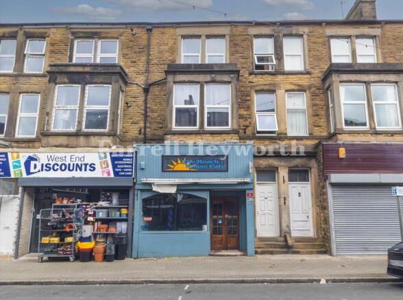 3 bed property, in Regent Road, £225,000