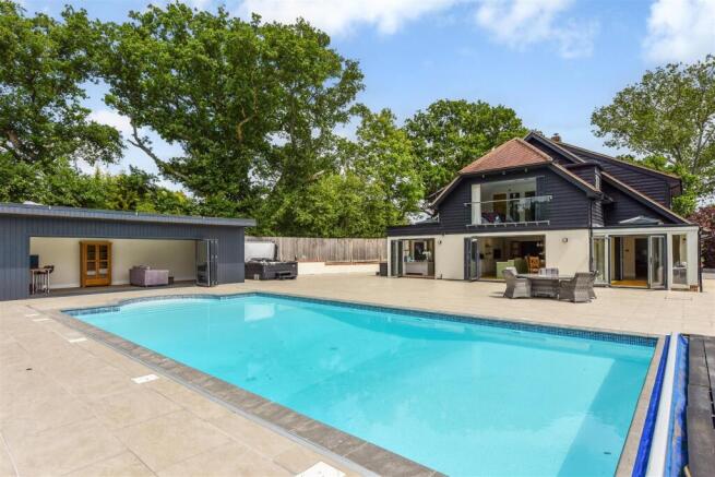 4 bed property, in Lower Crabbick Lane, £2,175,000
