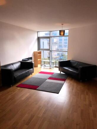 2 bed property, in 5th Floor, £179,000