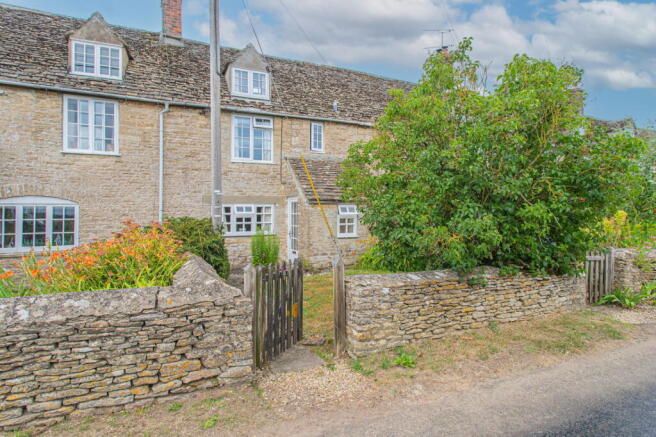 2 bed property, in Ashley, £325,000