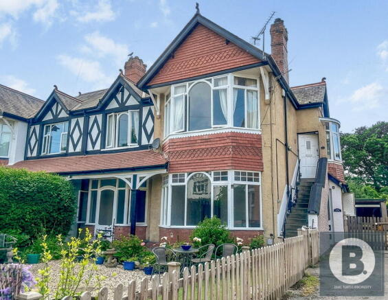 3 bed property, in Everard Road, £270,000