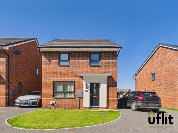 4 bed property, in Creswell Drive, £340,000