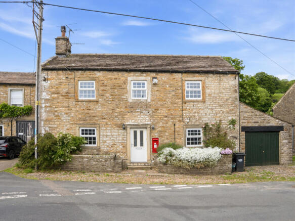 4 bed property, in The Old Post Office, £500,000