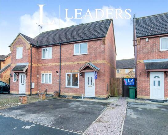 2 bed property, in Wing Drive, £155,000