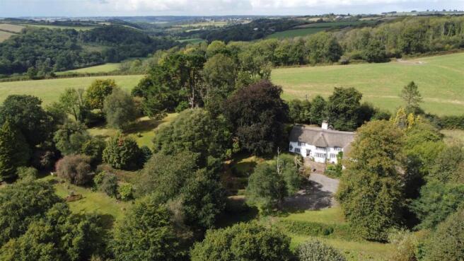 6 bed property, in Chawleigh, £850,000