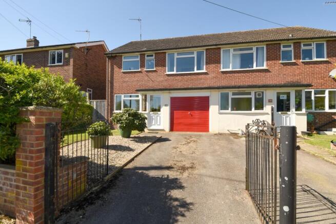 3 bed property, in Old Newtown Road, £410,000