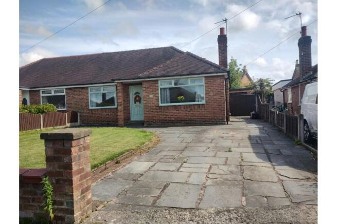 3 bed property, in Willowdale, £225,000