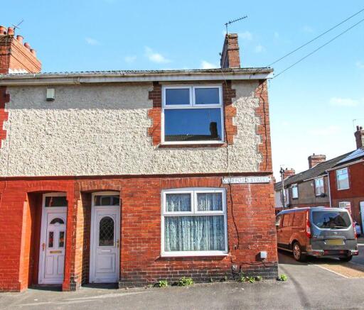 3 bed property, in 97 Clifford Street, £40,000