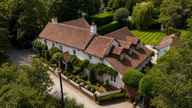 6 bed property, in Spinney Cottage, £4,500,000