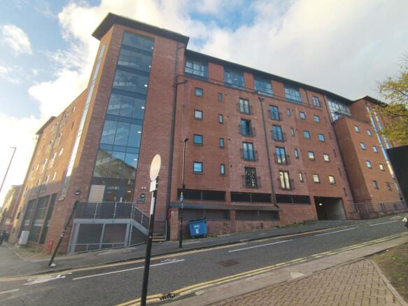 3 bed property, in Melbourne Street, £185,000