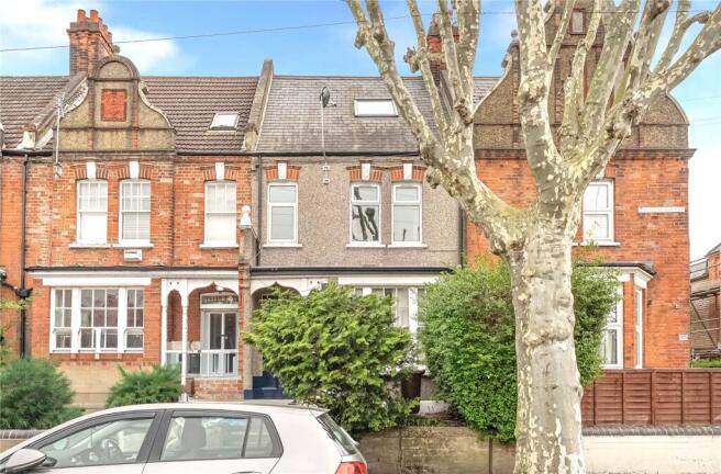 2 bed property, in Pretoria Avenue, £475,000