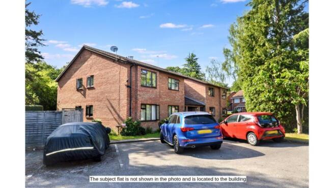 1 bed property, in 65 Maywell Drive, £23,000