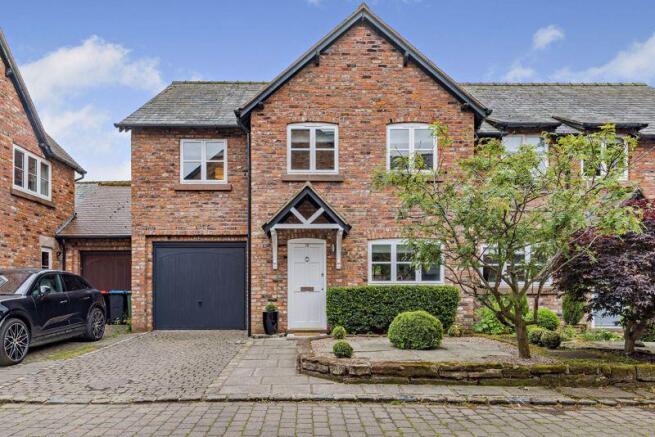 4 bed property, in Millfield Lane, £685,000